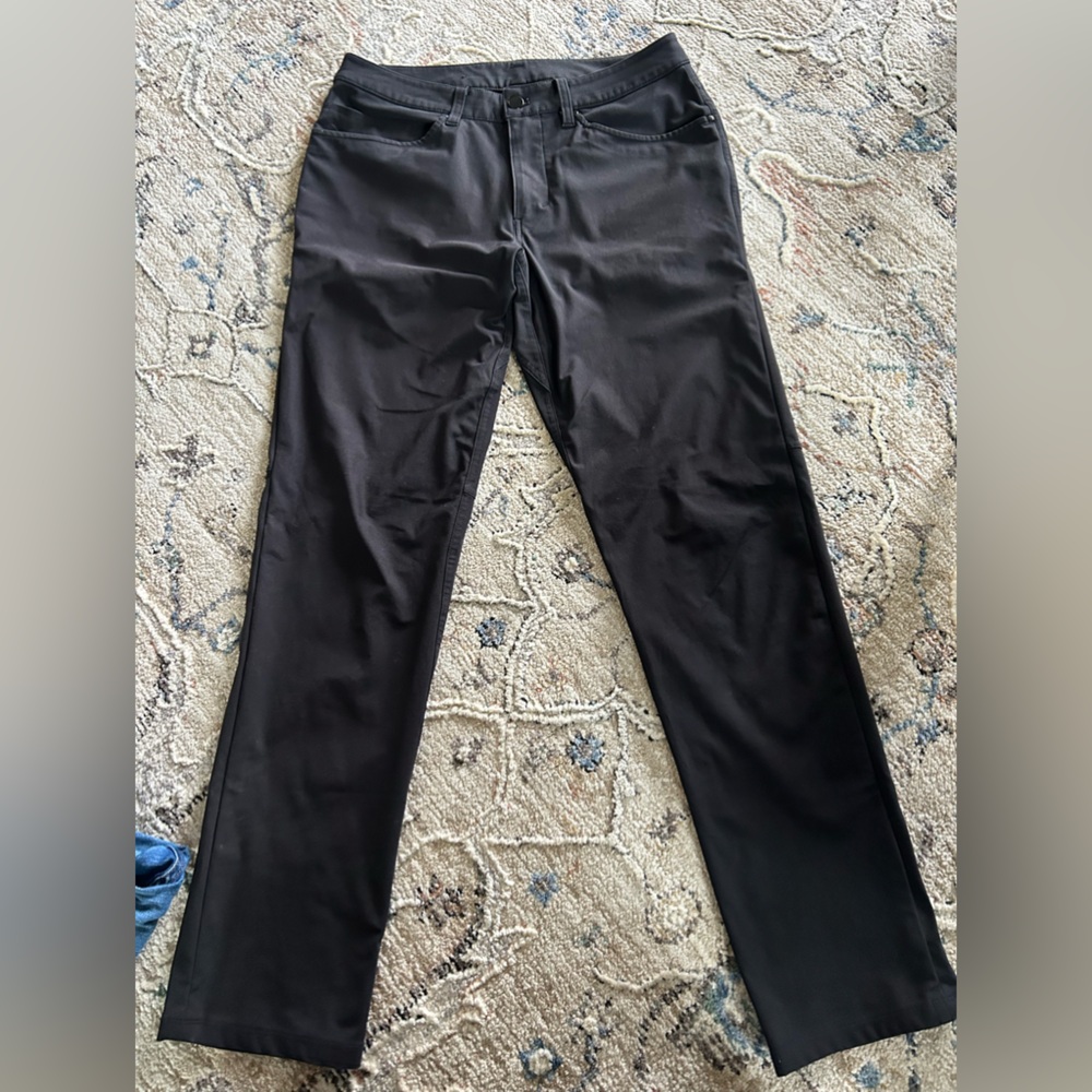 Men’s Lululemon ABC pants